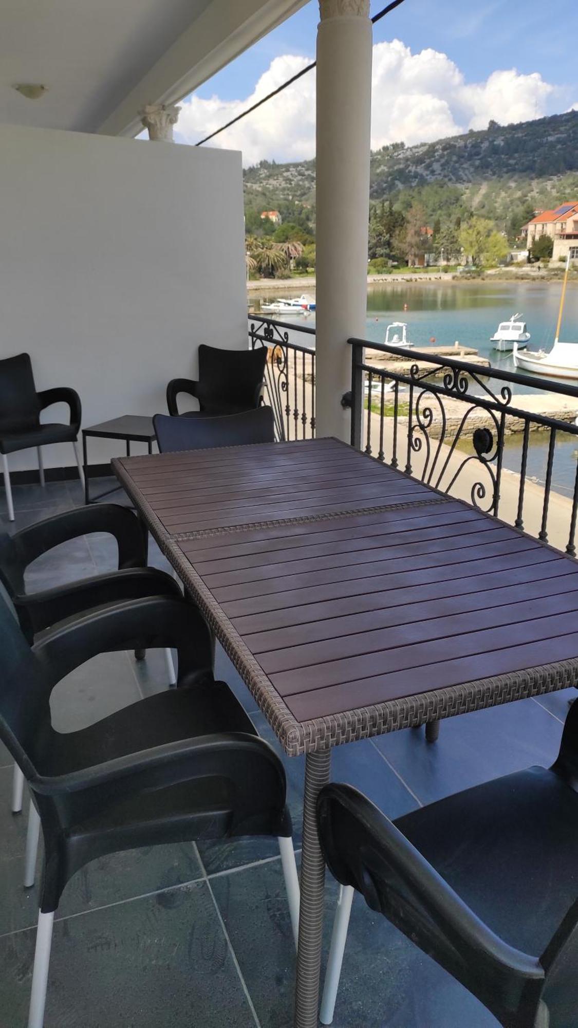 Korcula Apartment *